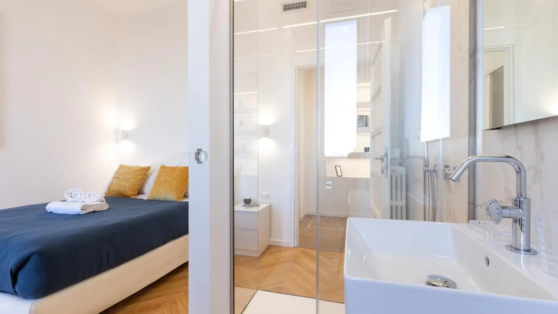 Adventura Penthouse Apartment Rome