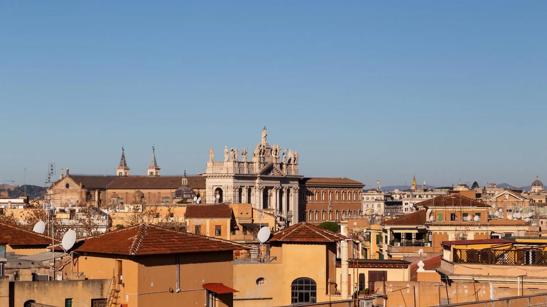 Adventura Penthouse Apartment Rome
