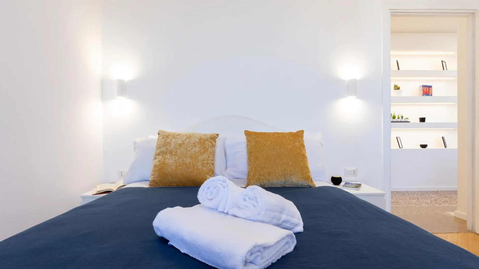 Adventura Penthouse Apartment Rome