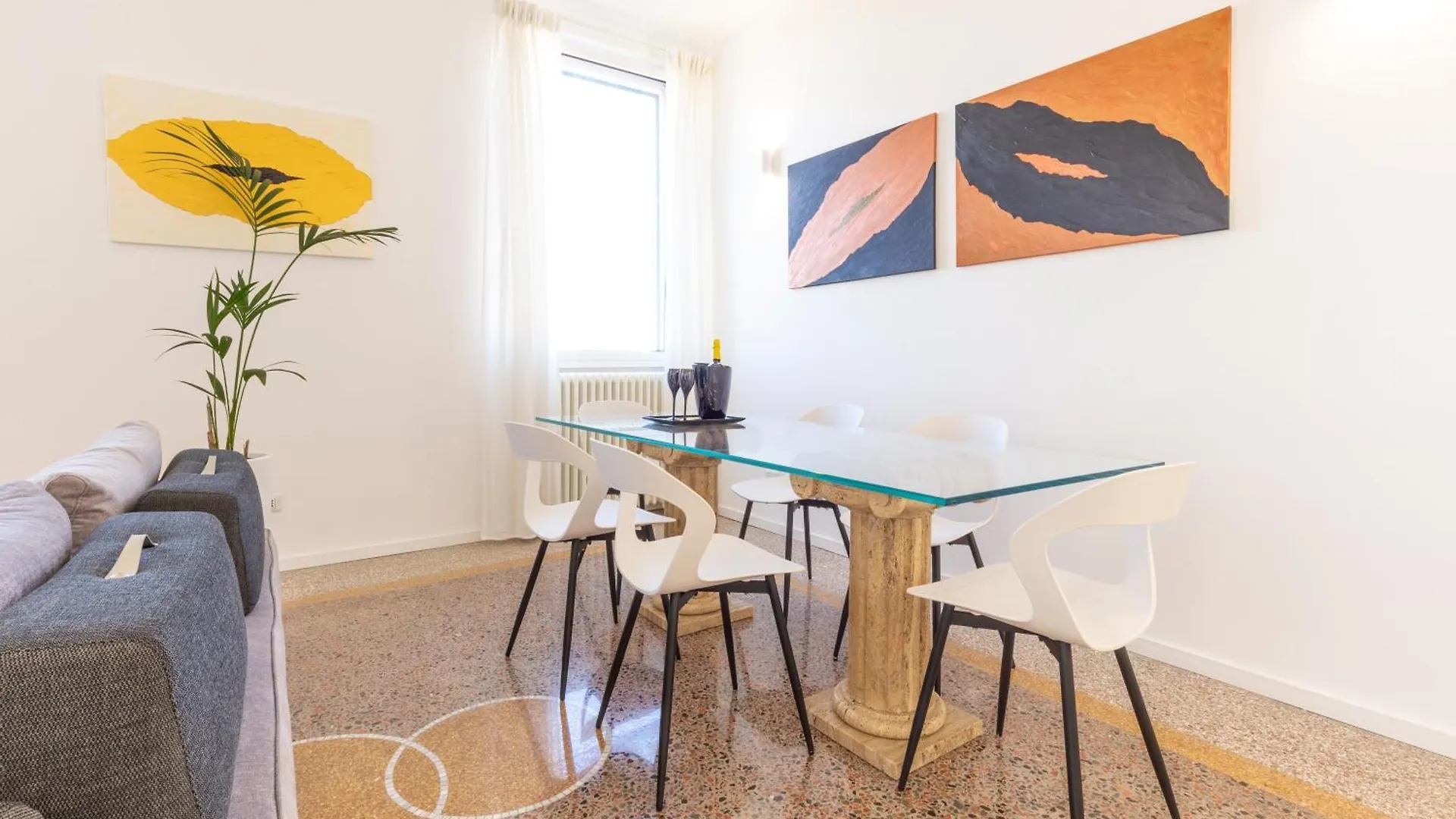 Adventura Penthouse Apartment Rome
