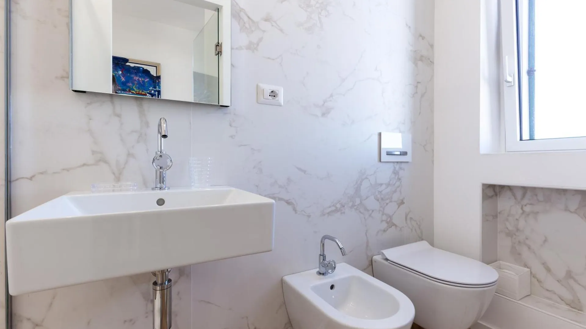 Adventura Penthouse Apartment Rome