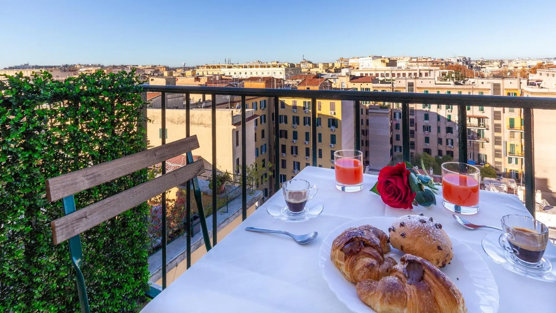 Adventura Penthouse Apartment Rome Italy